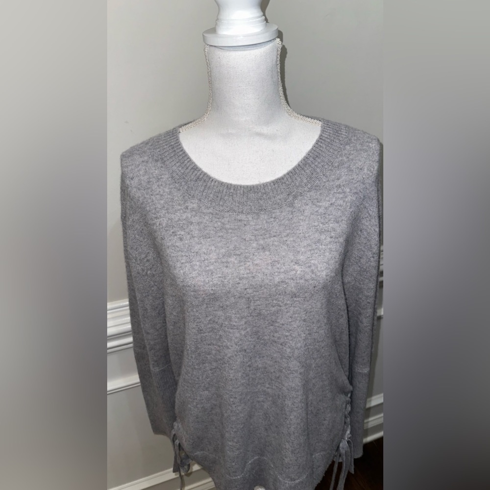 Aqua Cashmere Heather Gray Taupe Crew Neck 💯 Cashmere Sweater lace up side sz L - Picture 4 of 10